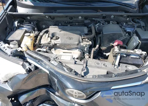 2017 Toyota Rav4 Xle z USA, uszkodzony, nr VIN JTMWFREV9HD096992